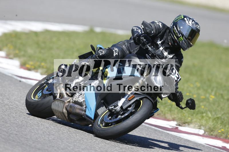 Archiv-2025/48 25.08.2025 Cornu Master School ADR/gruen-vert/93